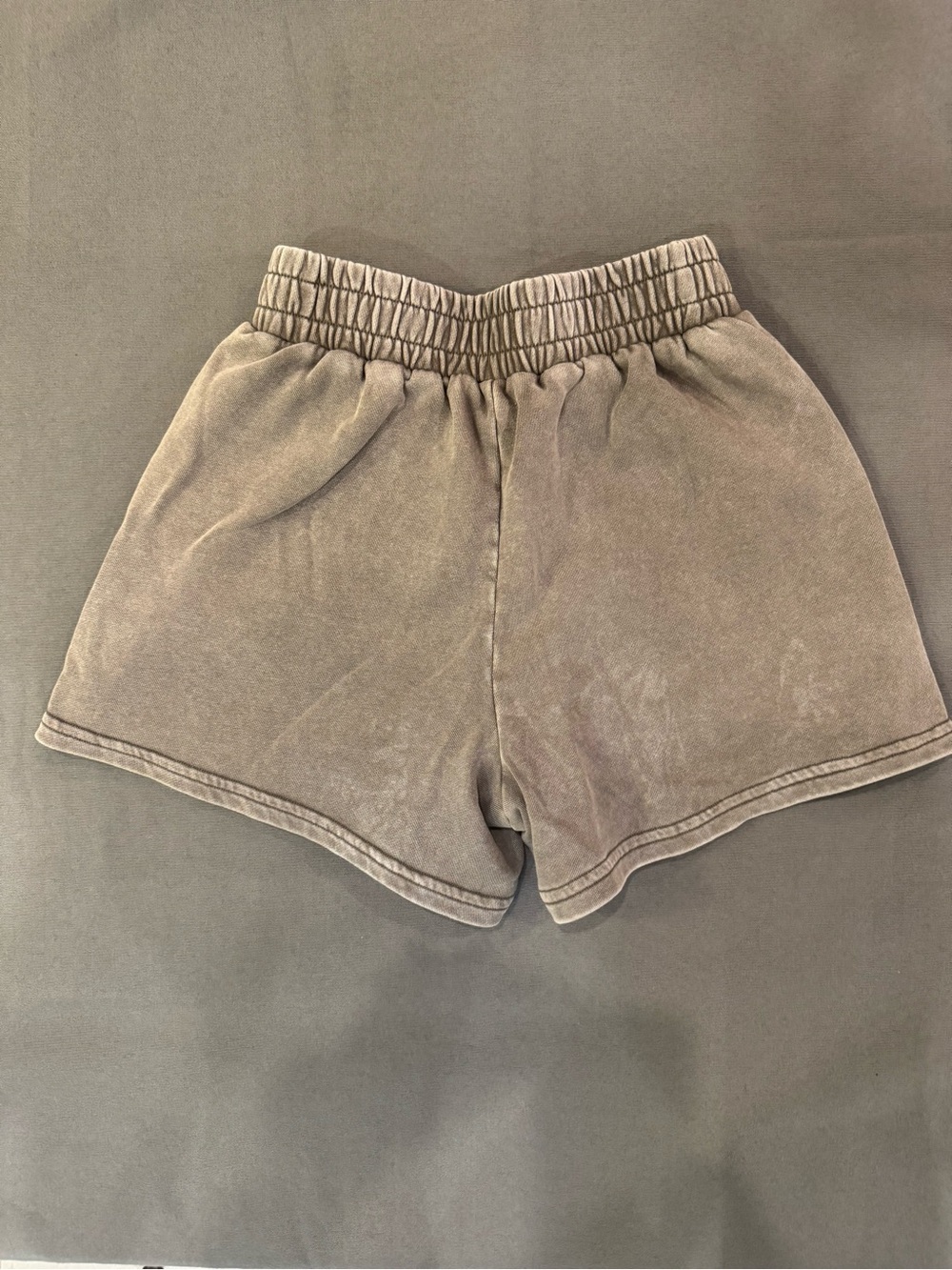 Fabletics Women's Neutral Taupe Casual Gym Shorts Size XXS Summer Soft Light - Picture 2 of 4